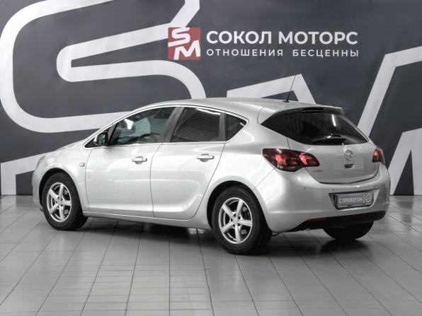 Opel Astra J с пробегом 2010 года, цена 589 900 рублей, 208000 км, универсал, Автокод Объявления
