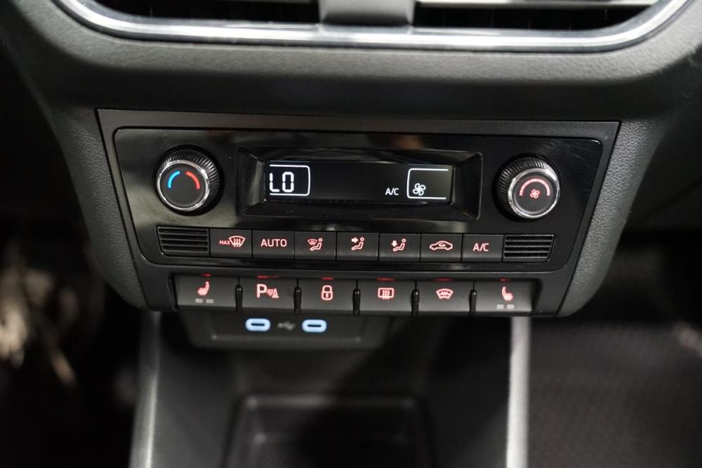 Volkswagen Polo VI Крым  - изображение 18