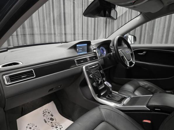 Volvo V70 III с пробегом 2012 года, цена 1 199 000 рублей, 102500 км, универсал, Автокод Объявления