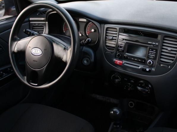 Kia Rio II Рестайлинг с пробегом 2011 года, цена 329 000 рублей, 464629 км, седан, Автокод Объявления
