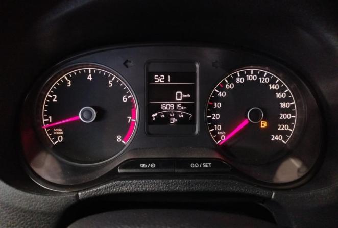 Volkswagen Polo V с пробегом 2015 года, цена 990 000 рублей, 160915 км, седан, Автокод Объявления