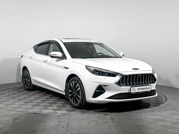 JAC J7 I с пробегом 2023 года, цена 1 439 000 рублей, 20960 км, лифтбек, Автокод Объявления