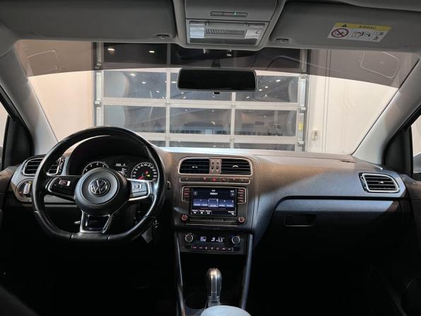 Volkswagen Polo V Рестайлинг с пробегом 2019 года, цена 1 394 000 рублей, 140790 км, седан, Автокод Объявления