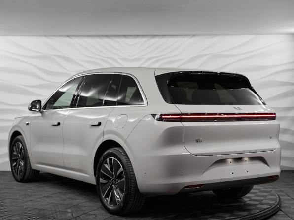 Новый Li Auto (Lixiang) L6 2025 года, цена 8 190 000 рублей, внедорожник, Автокод Объявления
