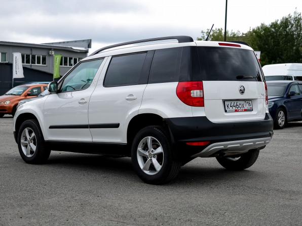 Skoda Yeti I с пробегом 2011 года, цена 799 000 рублей, 178651 км, внедорожник, Автокод Объявления