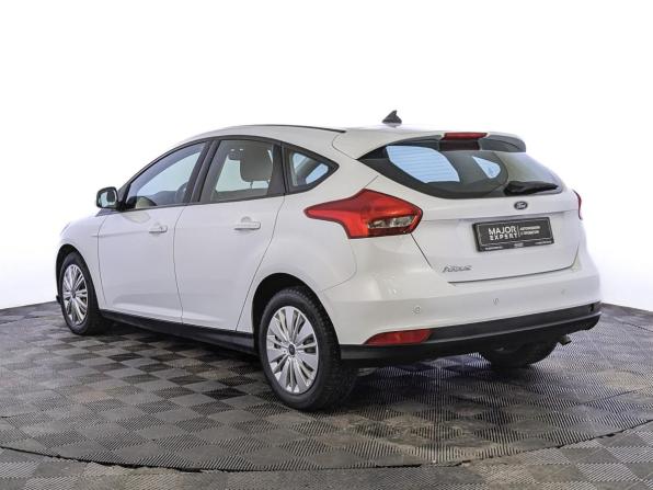 Ford Focus III Рестайлинг с пробегом 2018 года, цена 1 250 000 рублей, 57795 км, хэтчбек, Автокод Объявления