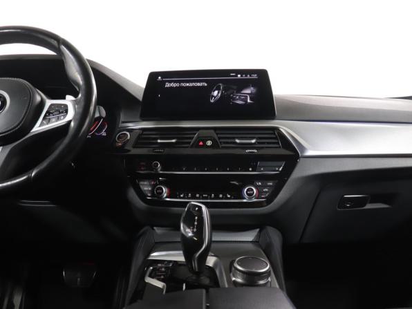 BMW 5 серии VII (G30/G31/G38) с пробегом 2019 года, цена 4 199 000 рублей, 99400 км, седан, Автокод Объявления