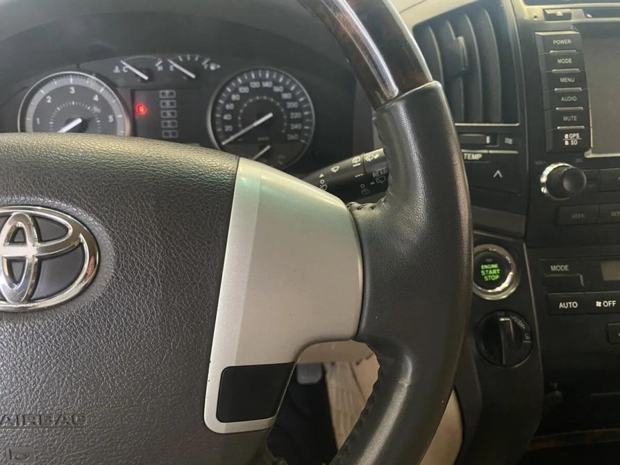 Toyota Land Cruiser 200 Series Рестайлинг 1 Челябинск  - изображение 19