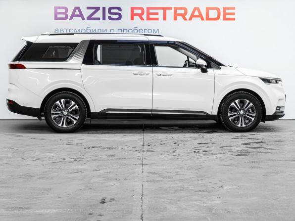Kia Carnival IV с пробегом 2023 года, цена 4 400 000 рублей, 7547 км, минивэн, Автокод Объявления