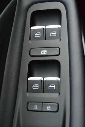 Omoda S5 с пробегом 2023 года, цена 1 560 000 рублей, 33650 км, седан, Автокод Объявления