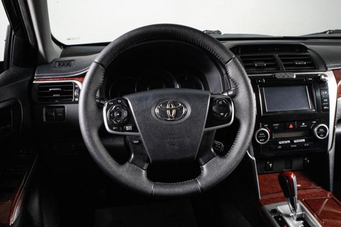 Toyota Camry VII (XV50) с пробегом 2013 года, цена 1 799 000 рублей, 188414 км, седан, Автокод Объявления