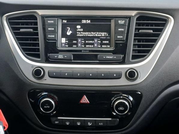 Hyundai Solaris II с пробегом 2018 года, цена 1 199 000 рублей, 155034 км, седан, Автокод Объявления