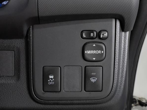 Toyota Wish II с пробегом 2012 года, цена 1 579 000 рублей, 174939 км, минивэн, Автокод Объявления
