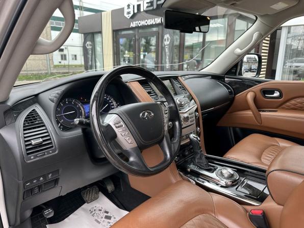 Infiniti QX80 I Рестайлинг 2 с пробегом 2018 года, цена 4 220 000 рублей, 180165 км, внедорожник, Автокод Объявления