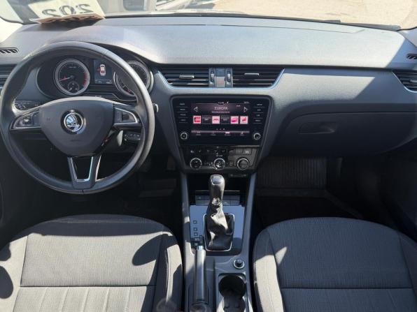 Skoda Octavia III (A7) Рестайлинг с пробегом 2017 года, цена 1 799 000 рублей, 141060 км, лифтбек, Автокод Объявления