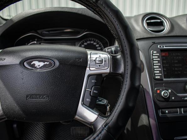 Ford Mondeo IV Рестайлинг с пробегом 2011 года, цена 900 000 рублей, 258939 км, седан, Автокод Объявления