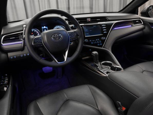 Toyota Camry VIII (XV70) с пробегом 2021 года, цена 2 850 000 рублей, 75510 км, седан, Автокод Объявления
