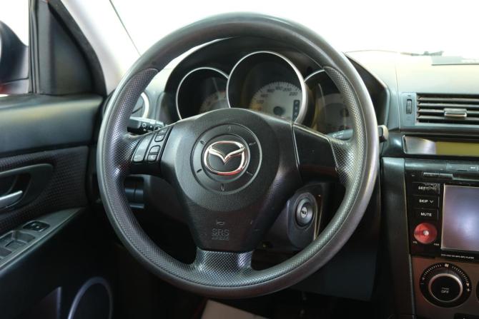 Mazda 3 I (BK) Рестайлинг с пробегом 2006 года, цена 449 000 рублей, 250000 км, седан, Автокод Объявления