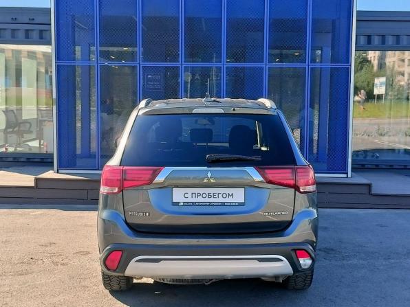 Mitsubishi Outlander III Рестайлинг 3 с пробегом 2019 года, цена 2 119 000 рублей, 106000 км, внедорожник, Автокод Объявления