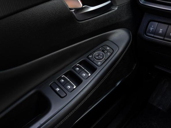 Hyundai Santa Fe IV с пробегом 2019 года, цена 3 250 000 рублей, 120290 км, внедорожник, Автокод Объявления