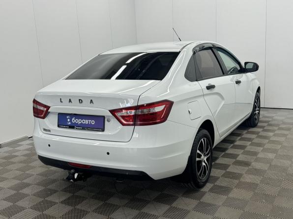 Lada (ВАЗ) Vesta I с пробегом 2017 года, цена 777 000 рублей, 118727 км, седан, Автокод Объявления