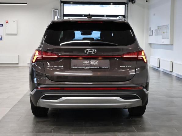 Hyundai Santa Fe IV Рестайлинг с пробегом 2021 года, цена 2 989 000 рублей, 122276 км, внедорожник, Автокод Объявления