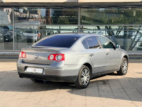 Volkswagen Passat B6 с пробегом 2006 года, цена 510 000 рублей, 260000 км, седан, Автокод Объявления