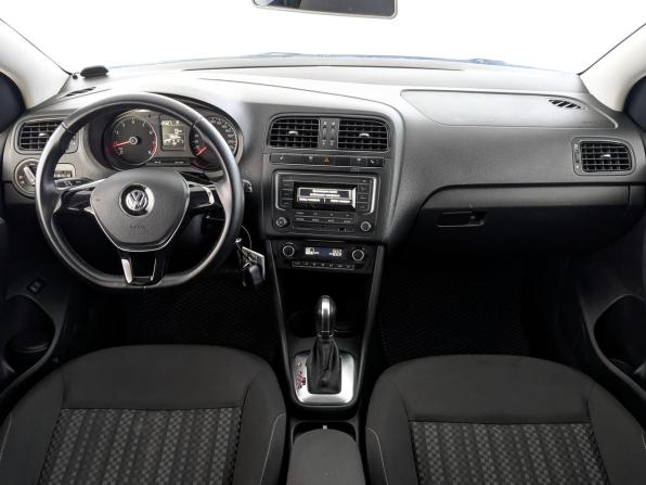 Volkswagen Polo V Рестайлинг с пробегом 2017 года, цена 1 300 000 рублей, 80000 км, седан, Автокод Объявления