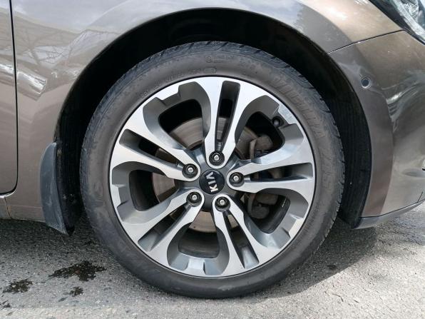 Kia Ceed II с пробегом 2013 года, цена 985 000 рублей, 260942 км, хэтчбек, Автокод Объявления