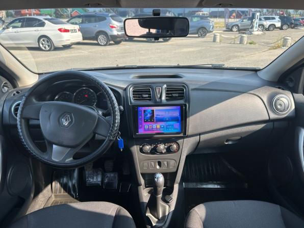 Renault Logan II с пробегом 2016 года, цена 699 000 рублей, 94580 км, седан, Автокод Объявления