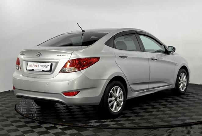 Hyundai Solaris I с пробегом 2014 года, цена 950 000 рублей, 129934 км, седан, Автокод Объявления