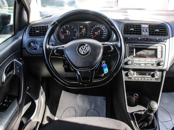 Volkswagen Polo V Рестайлинг с пробегом 2015 года, цена 827 000 рублей, 173530 км, седан, Автокод Объявления