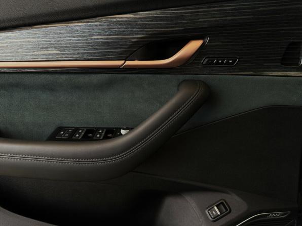 Geely Monjaro I с пробегом 2023 года, цена 3 750 000 рублей, 18183 км, внедорожник, Автокод Объявления