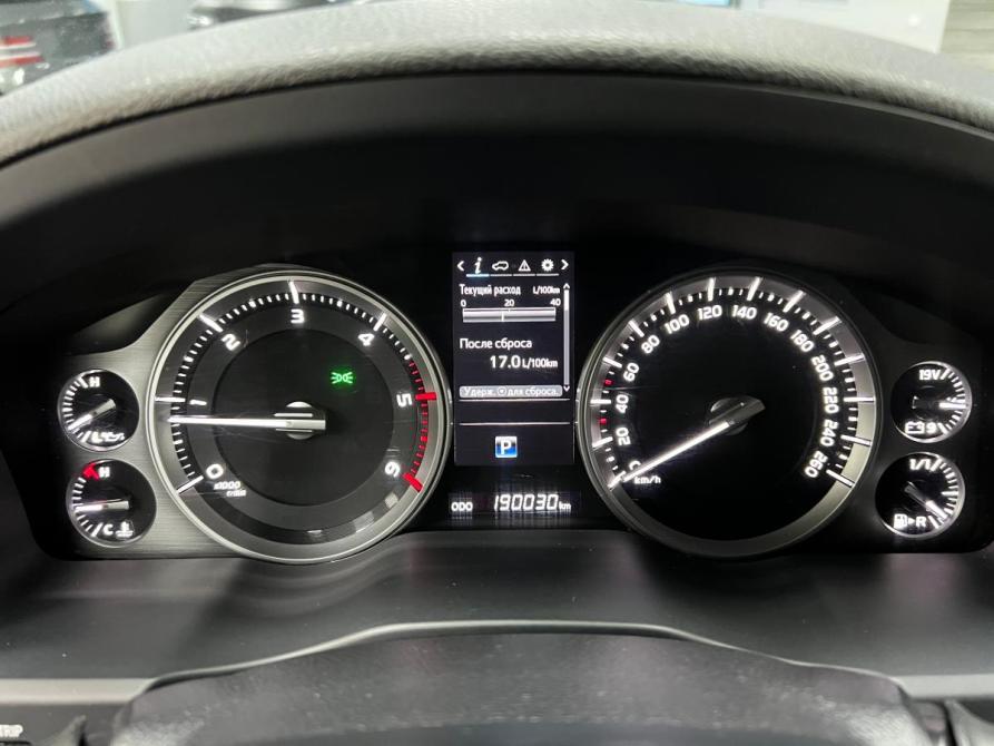 Toyota Land Cruiser 200 Series Рестайлинг 2 Казань  - изображение 11