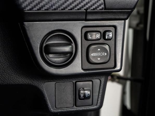 Toyota Corolla XI (E160 E170 E180) с пробегом 2012 года, цена 980 500 рублей, 249995 км, универсал, Автокод Объявления