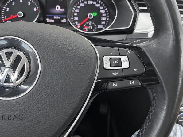 Volkswagen Passat B8 с пробегом 2019 года, цена 2 149 000 рублей, 144733 км, седан, Автокод Объявления