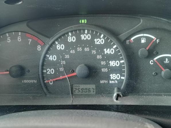 Chevrolet Tracker II с пробегом 2000 года, цена 390 000 рублей, 259067 км, внедорожник, Автокод Объявления