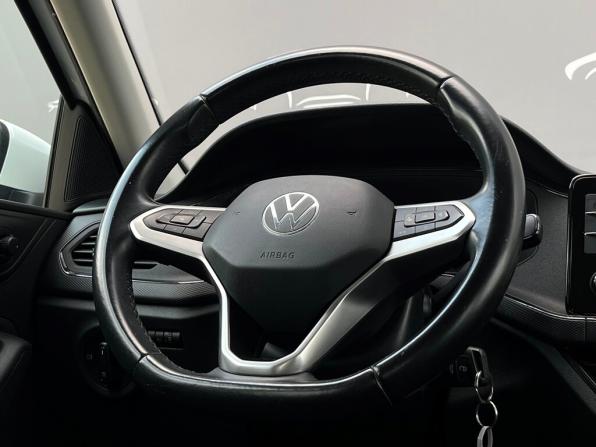 Volkswagen Polo VI с пробегом 2022 года, цена 1 655 400 рублей, 65978 км, лифтбек, Автокод Объявления