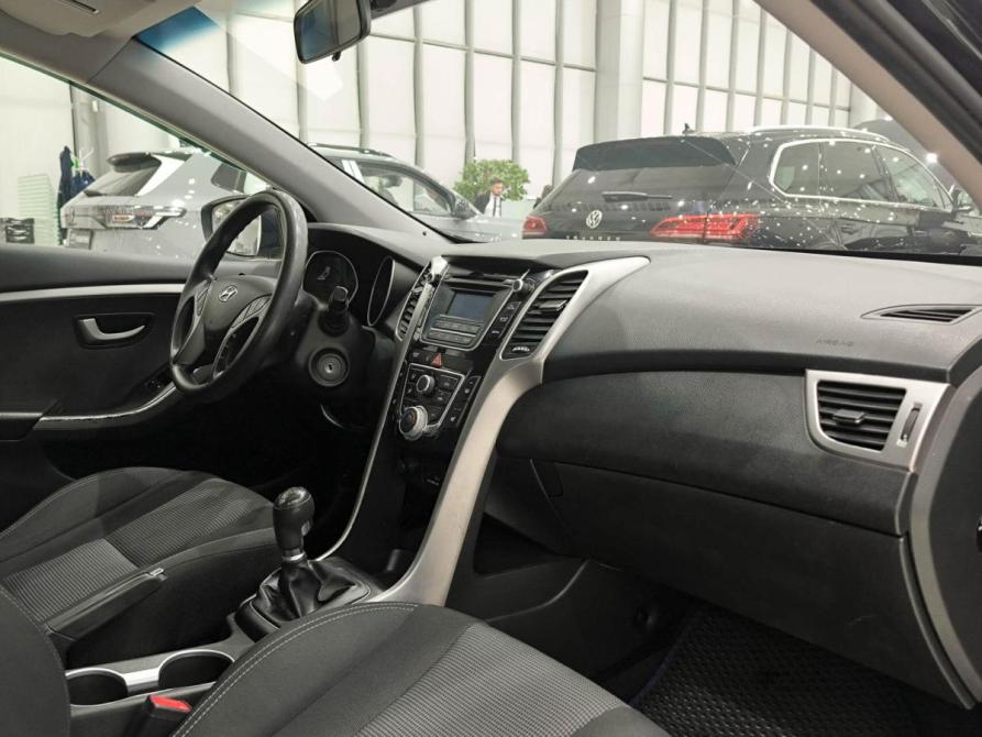 Hyundai i30 II Казань  - изображение 13
