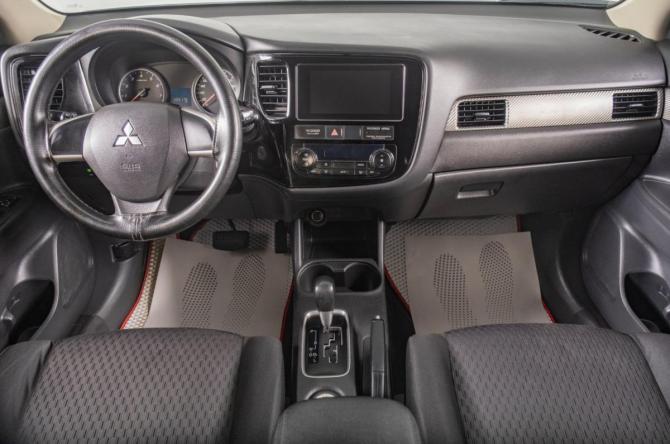 Mitsubishi Outlander III с пробегом 2013 года, цена 1 499 000 рублей, 205100 км, внедорожник, Автокод Объявления