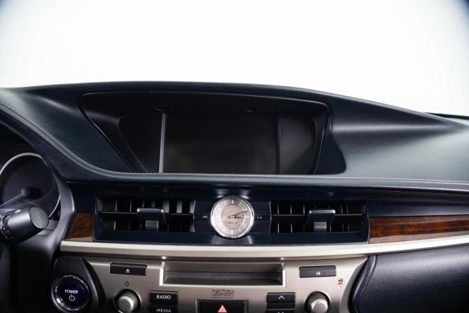 Lexus ES VI с пробегом 2012 года, цена 2 149 000 рублей, 182000 км, седан, Автокод Объявления