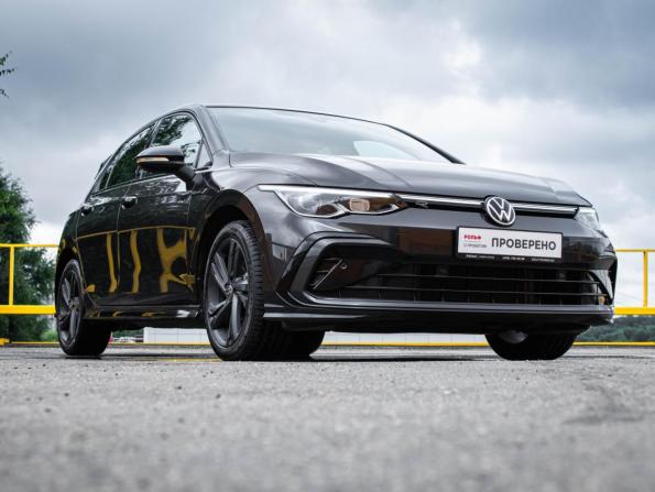 Volkswagen Golf VIII с пробегом 2022 года, цена 2 897 000 рублей, 42007 км, хэтчбек, Автокод Объявления