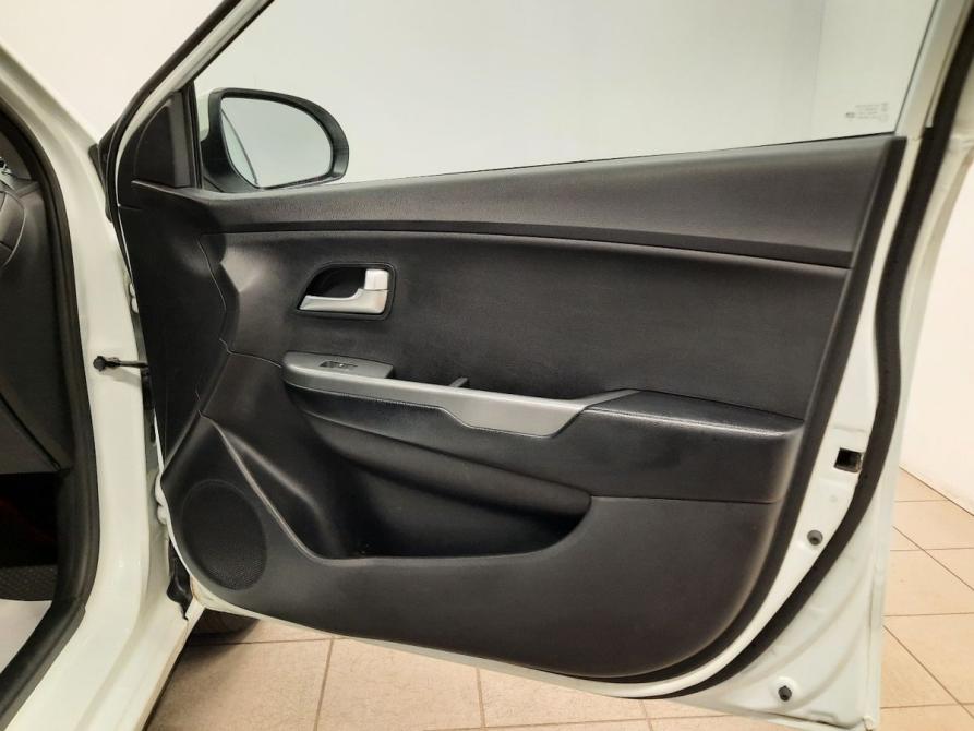 Kia Rio III Рестайлинг Санкт-Петербург  - изображение 20