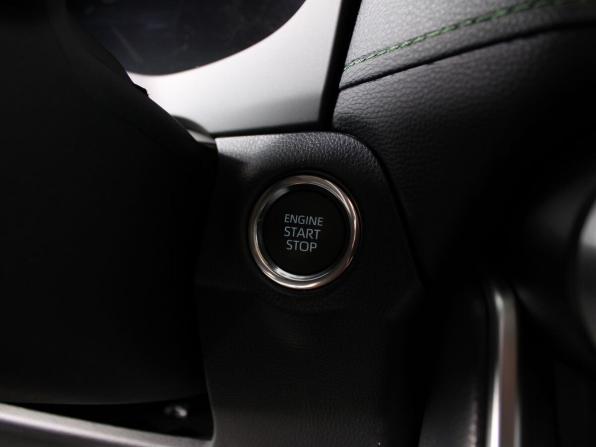Toyota RAV4 V (XA50) с пробегом 2025 года, цена 4 250 000 рублей, 550 км, внедорожник, Автокод Объявления