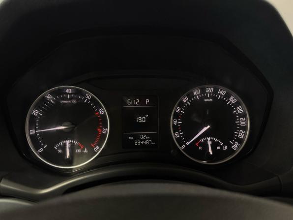 Skoda Octavia II (A5) Рестайлинг с пробегом 2012 года, цена 720 000 рублей, 234484 км, лифтбек, Автокод Объявления