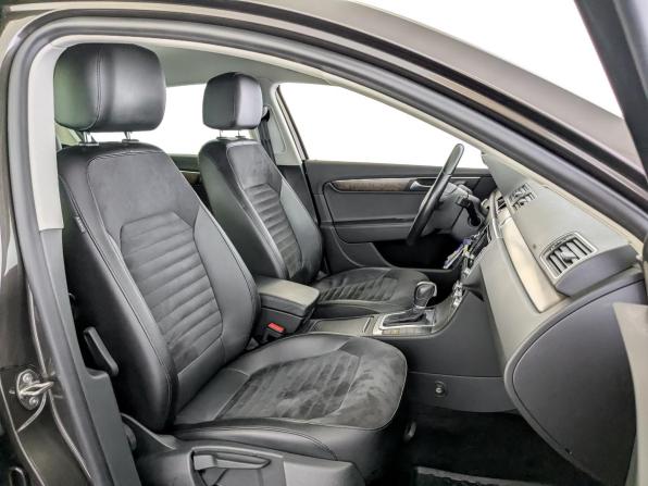 Volkswagen Passat B7 с пробегом 2014 года, цена 1 550 000 рублей, 82388 км, седан, Автокод Объявления