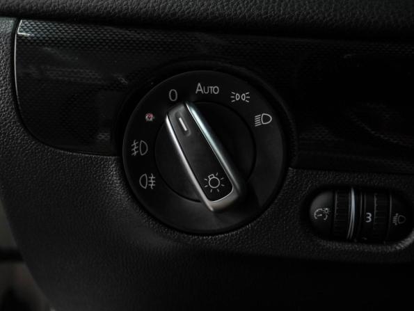 Volkswagen Jetta VI с пробегом 2014 года, цена 1 199 000 рублей, 111948 км, седан, Автокод Объявления