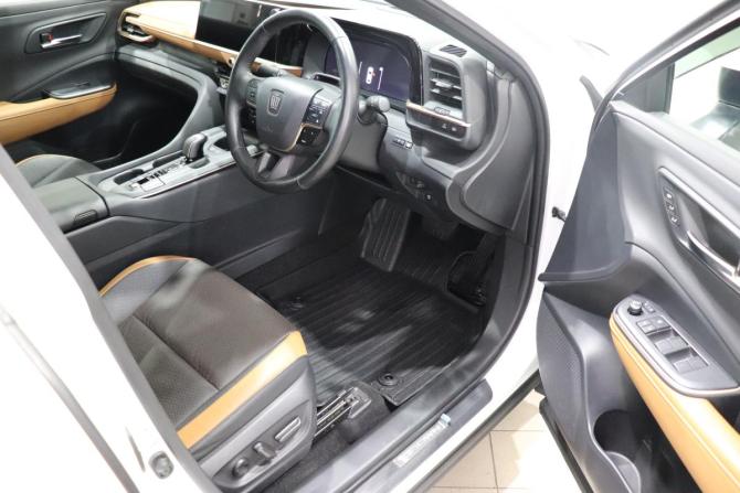 Toyota Crown XVI (S230) с пробегом 2022 года, цена 5 550 000 рублей, 29819 км, хэтчбек, Автокод Объявления