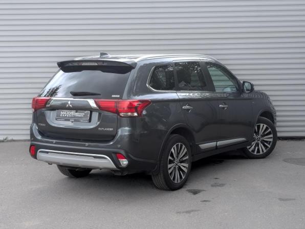 Mitsubishi Outlander III Рестайлинг 3 с пробегом 2019 года, цена 2 550 000 рублей, 109469 км, внедорожник, Автокод Объявления