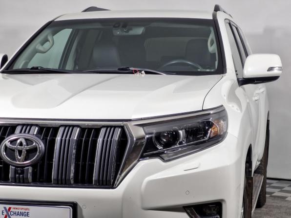 Toyota Land Cruiser Prado 150 Series Рестайлинг 2 с пробегом 2017 года, цена 4 499 000 рублей, 186717 км, внедорожник, Автокод Объявления